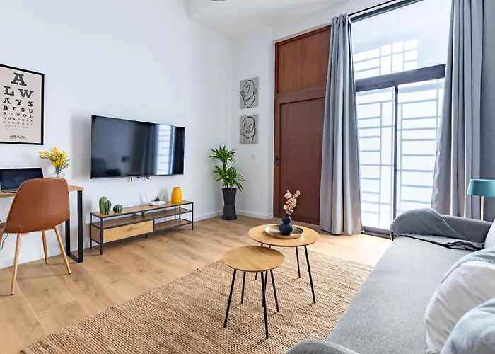 Travel Habitat Sant Isidre Βαλένθια