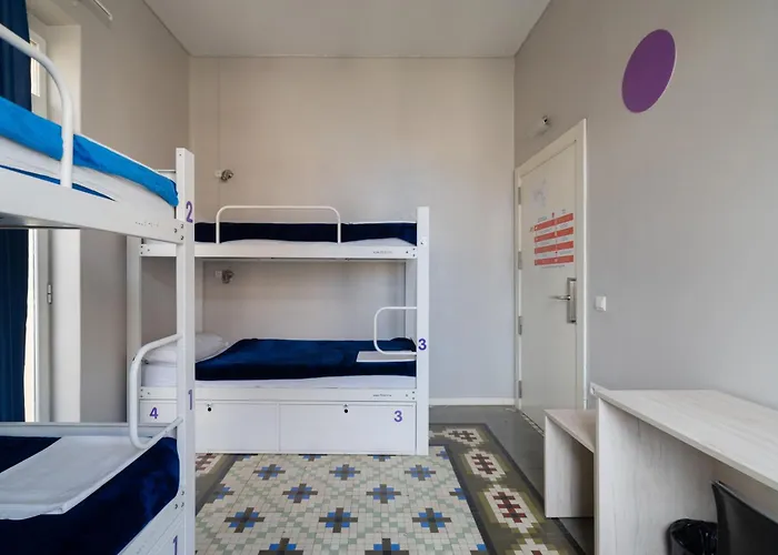 Purple Nest Auberge de jeunesse *