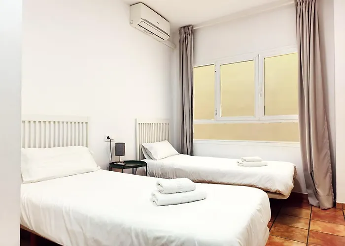 Flats Friends Nave *