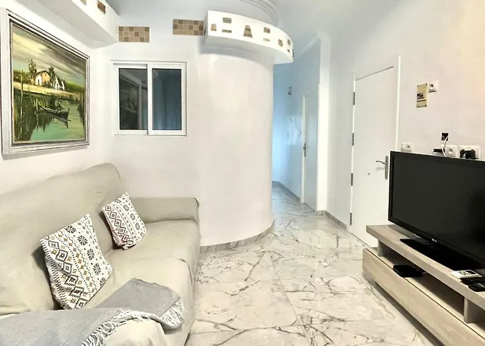 Luminoso Cerca De La Playa Y Puerto Lejlighed *