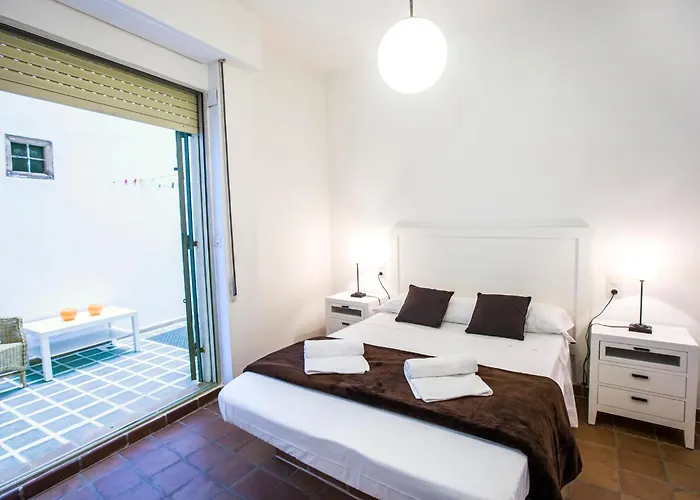 Total Charming Valence