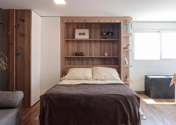 Precioso Atico En Valencia. فالنسيا