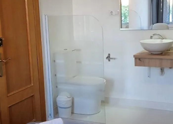 Guest house Y Suite. Upv, Uv Y Playa Valencia