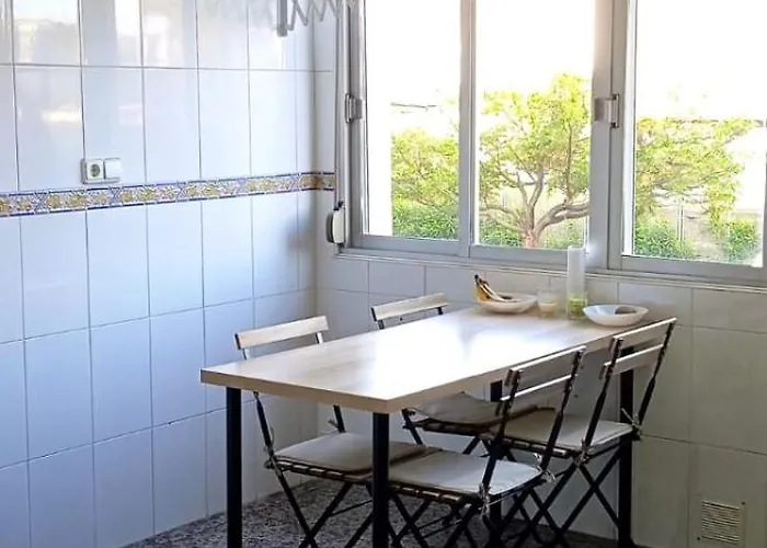 Y Suite. Upv, Uv Y Playa *