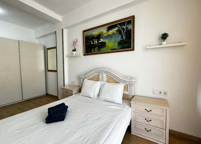 Apartment Assutzena 5 *