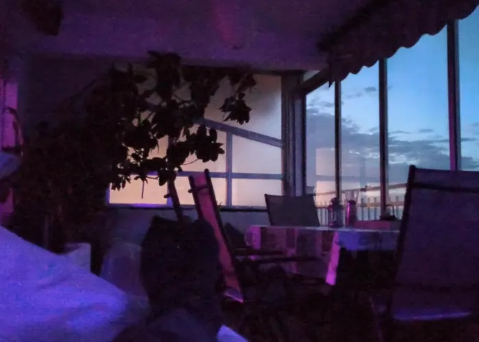 Blue Double Private At Front - En La Playa Piso Compartido Rum i privatbostad Valencia