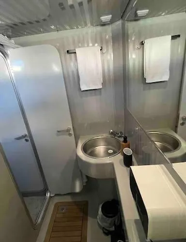 ספינת מלון Barco Playa ולנסיה