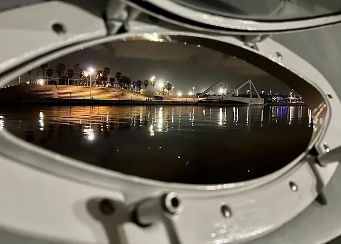 ספינת מלון Barco Playa *