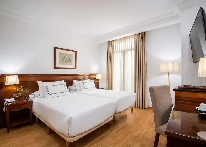 Melia Plaza Szálloda