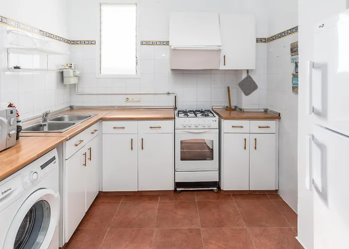 Travel Habitat Port Valencia. * Βαλένθια