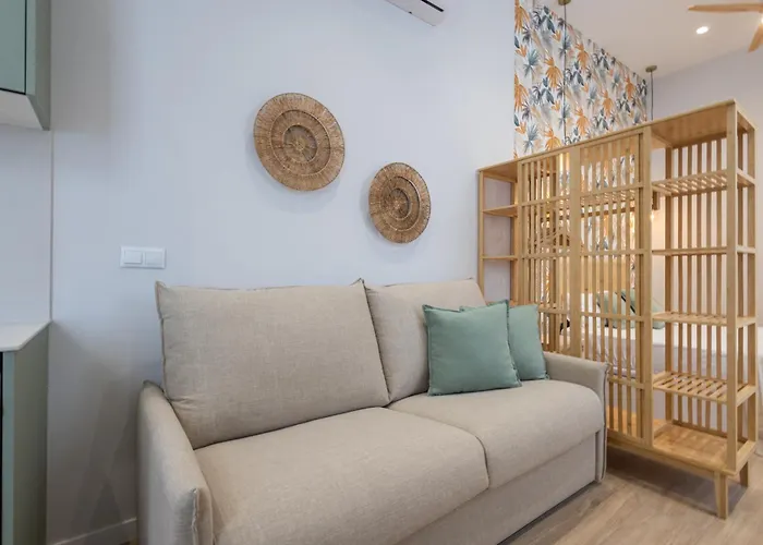 Florit Flats - The Trafalgar Iv