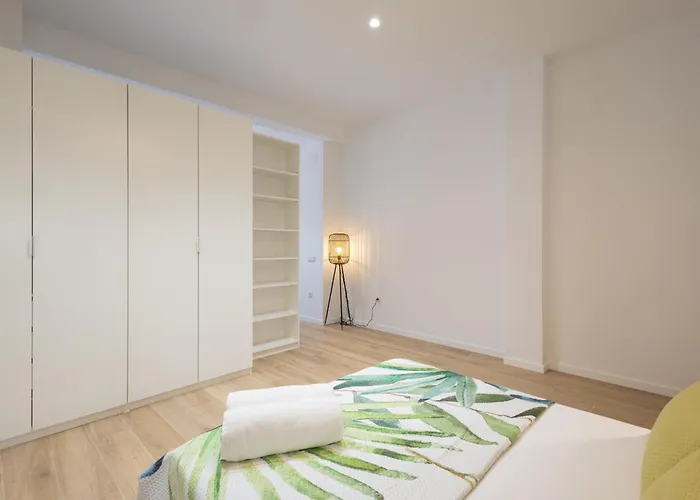 2 4 Pax, New Flat, Wifi Ac * Βαλένθια