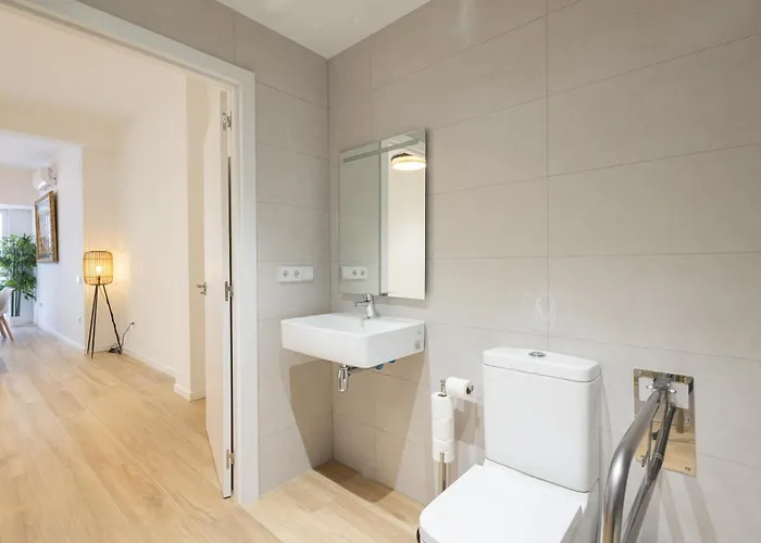 2 4 Pax, New Flat, Wifi Ac * Βαλένθια