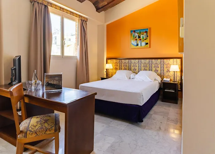 Ad Hoc Monumental 1881 Hotel 3*