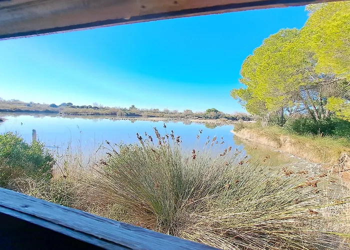 Full Equipped And Comfortable With Wifi *