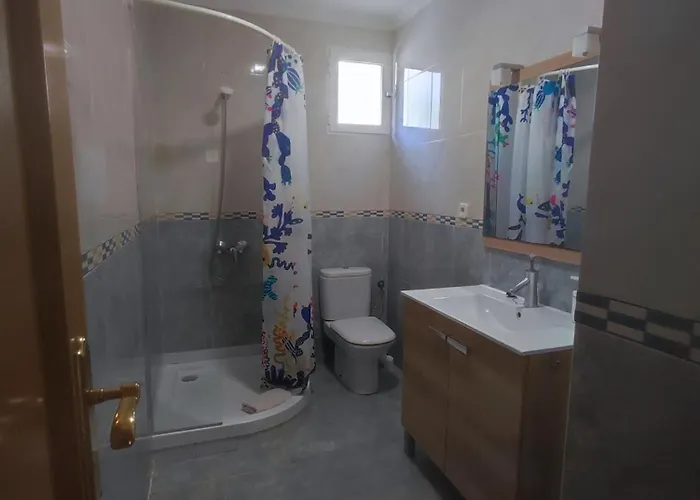 Planta Baja, Bien Comunicada, Cerca De La Playa Appartement Valencia