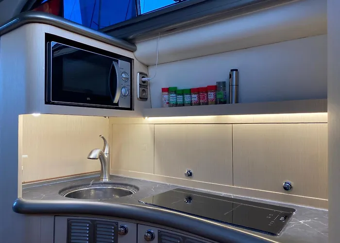 The Yacht Experience Bateau-hôtel