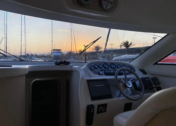 The Yacht Experience Bateau-hôtel