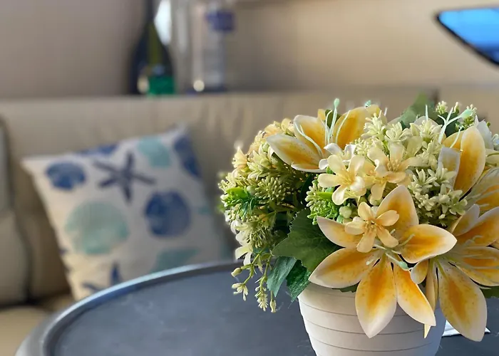 The Yacht Experience Bateau-hôtel