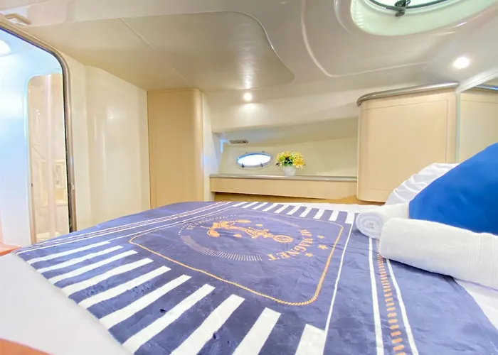 The Yacht Experience