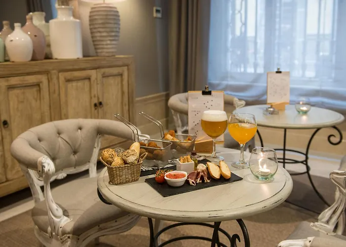 文奇莱斯酒店 4*