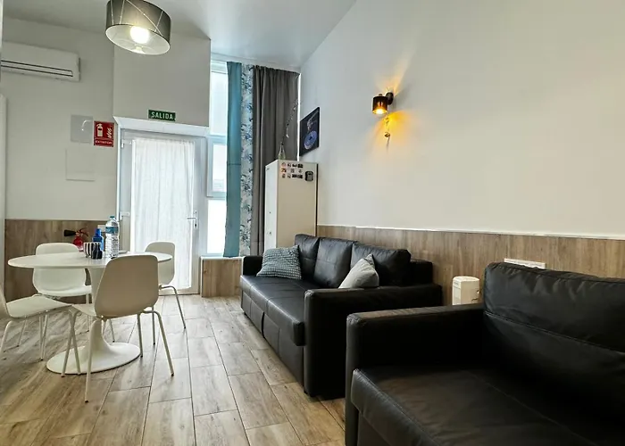 فندق Moderno Del Arquitecto 3*