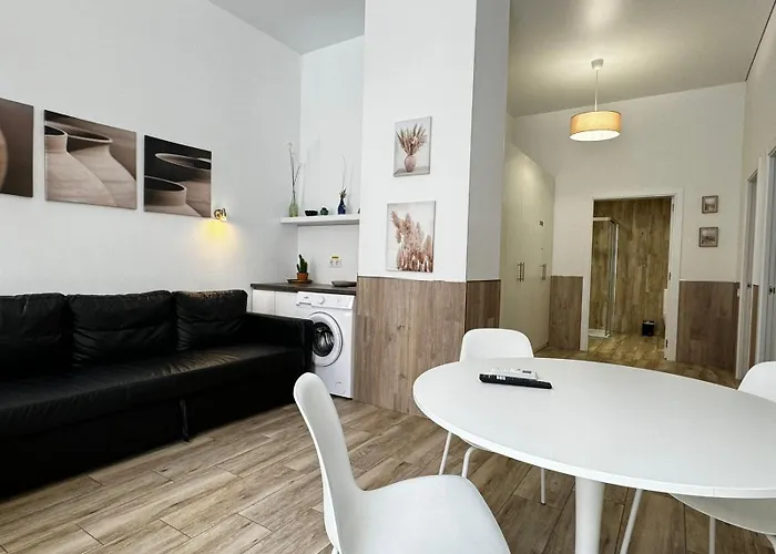 Moderno Del Arquitecto فالنسيا