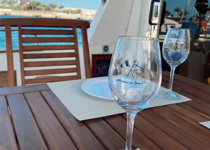 Malmo's Yacht * Βαλένθια