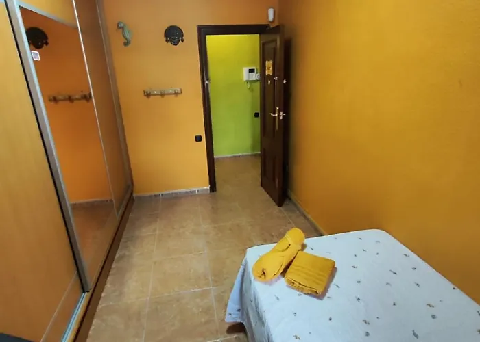 Avenida Del Puerto Private Quarto em Acomodações Particulares