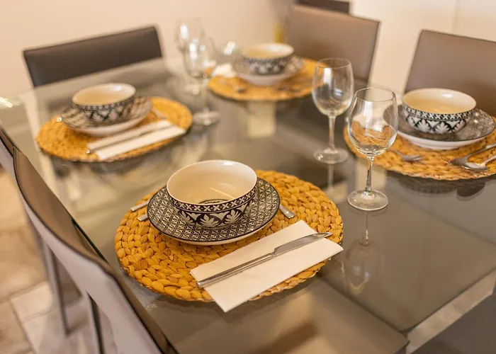 Florit Flats - Center Modern 1br 2bth Terrace Wi-fi Ac Διαμέρισμα