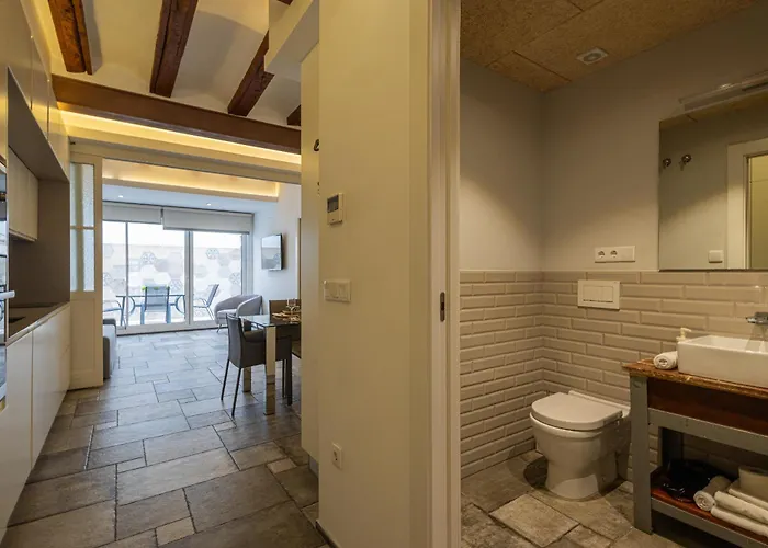 Florit Flats - Center Modern 1br 2bth Terrace Wi-fi Ac Διαμέρισμα