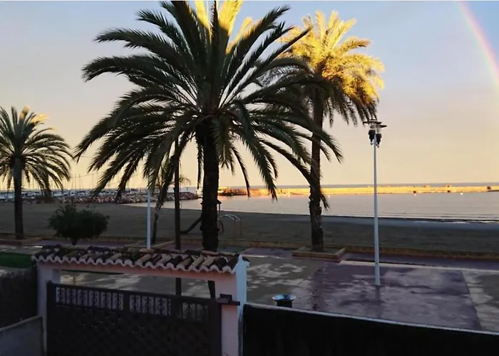 Holiday home Beachfront