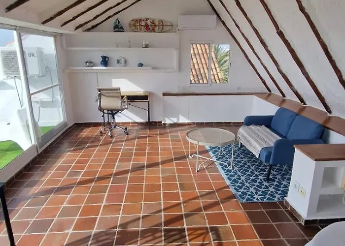 بيت للعطل Beachfront *