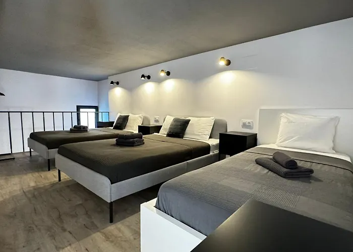 Melia Y Fuster 23c 4*