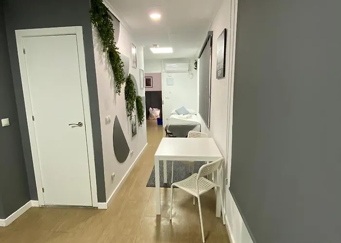 Optimus Comfort 게스트하우스 *