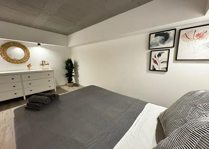 Cervero 24a 4* فالنسيا