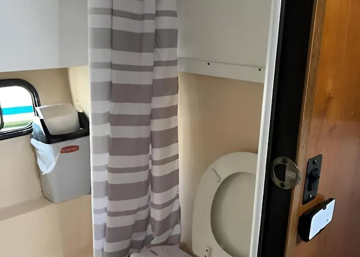 Barco Muy Espacioso Con Dos Terrazas Centro!! *