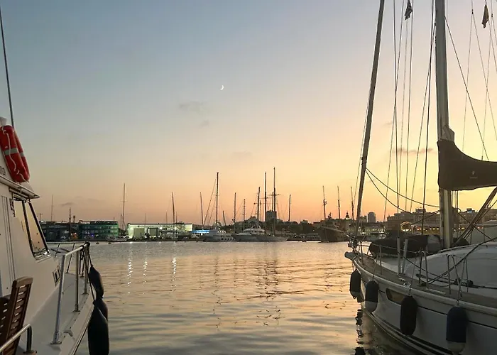Barco Muy Espacioso Con Dos Terrazas Centro!! فالنسيا