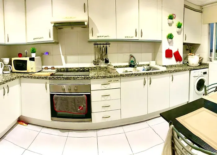 Apartamento Compartido Con Vista Al Puerto Homestay Valencia