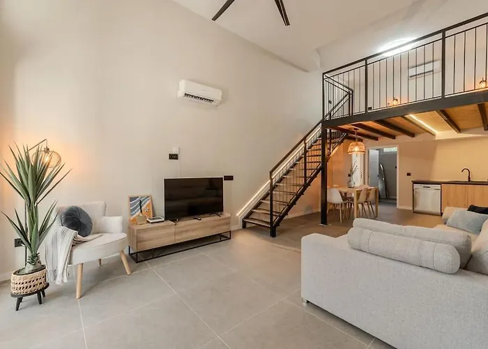 La Mediterranea - Housevanlive Apartment *