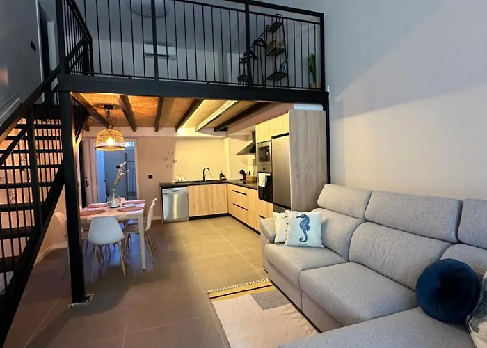 La Mediterranea - Housevanlive *