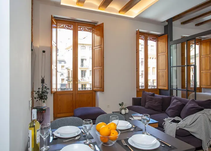 Singularstays Plaza Redonda Ii *