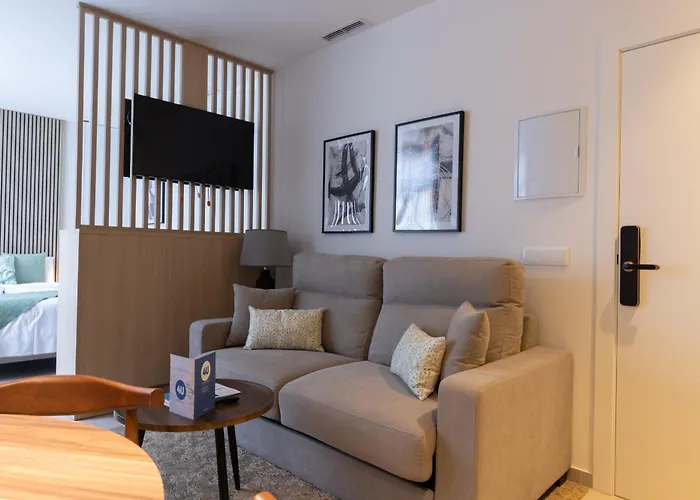 Dorm4you Arena Standar Junior 4* Valencia