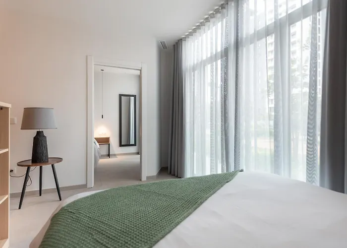 Dorm4you Arena Family 13 4* Valencia