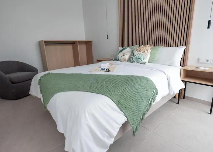 Dorm4you Arena Family 13 Aparthotel 4*