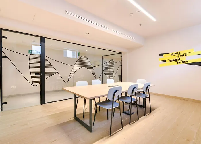 Livensa Living Viveros - *