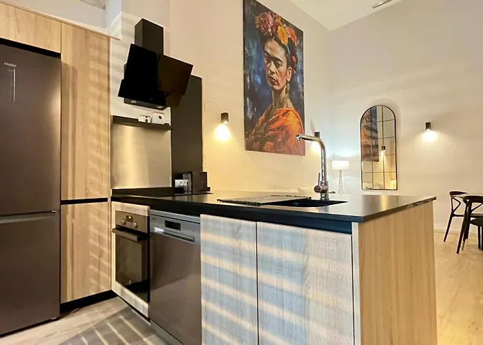 Werentvlc - Amazing Duplex Loft 2 Bdrm Lejlighed