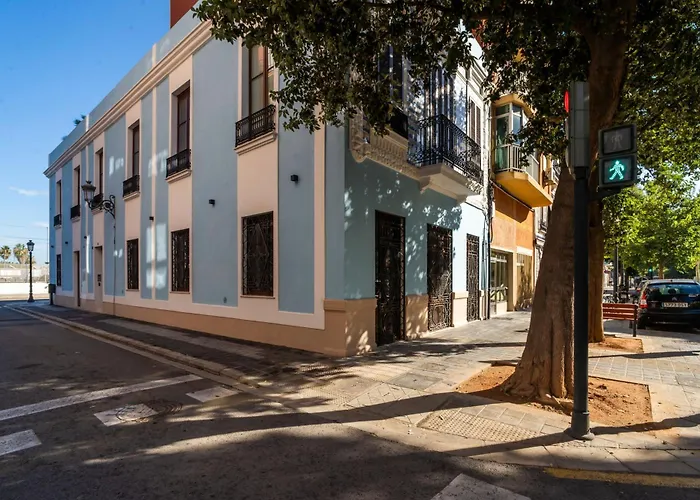 Vlc Host - Reina 168 Hotel