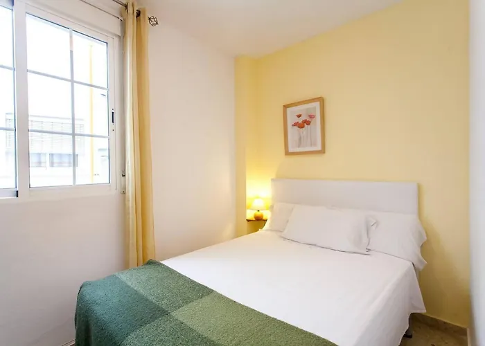 Comfy And Luminous With Balcony Apartmán *