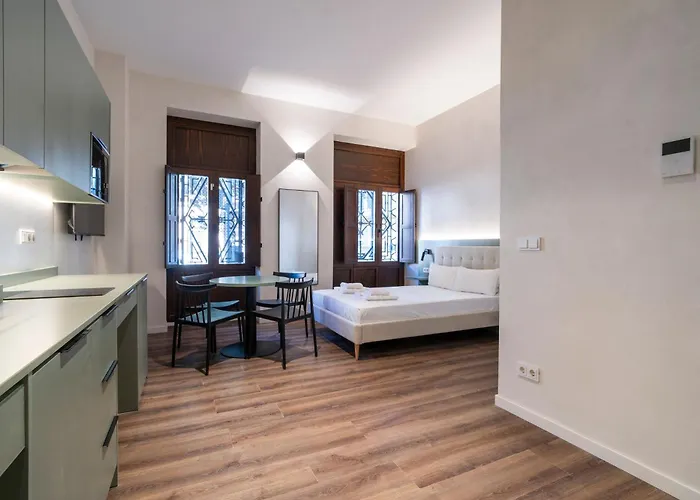 Hotel Vlc Host - Reina 168 Valencia